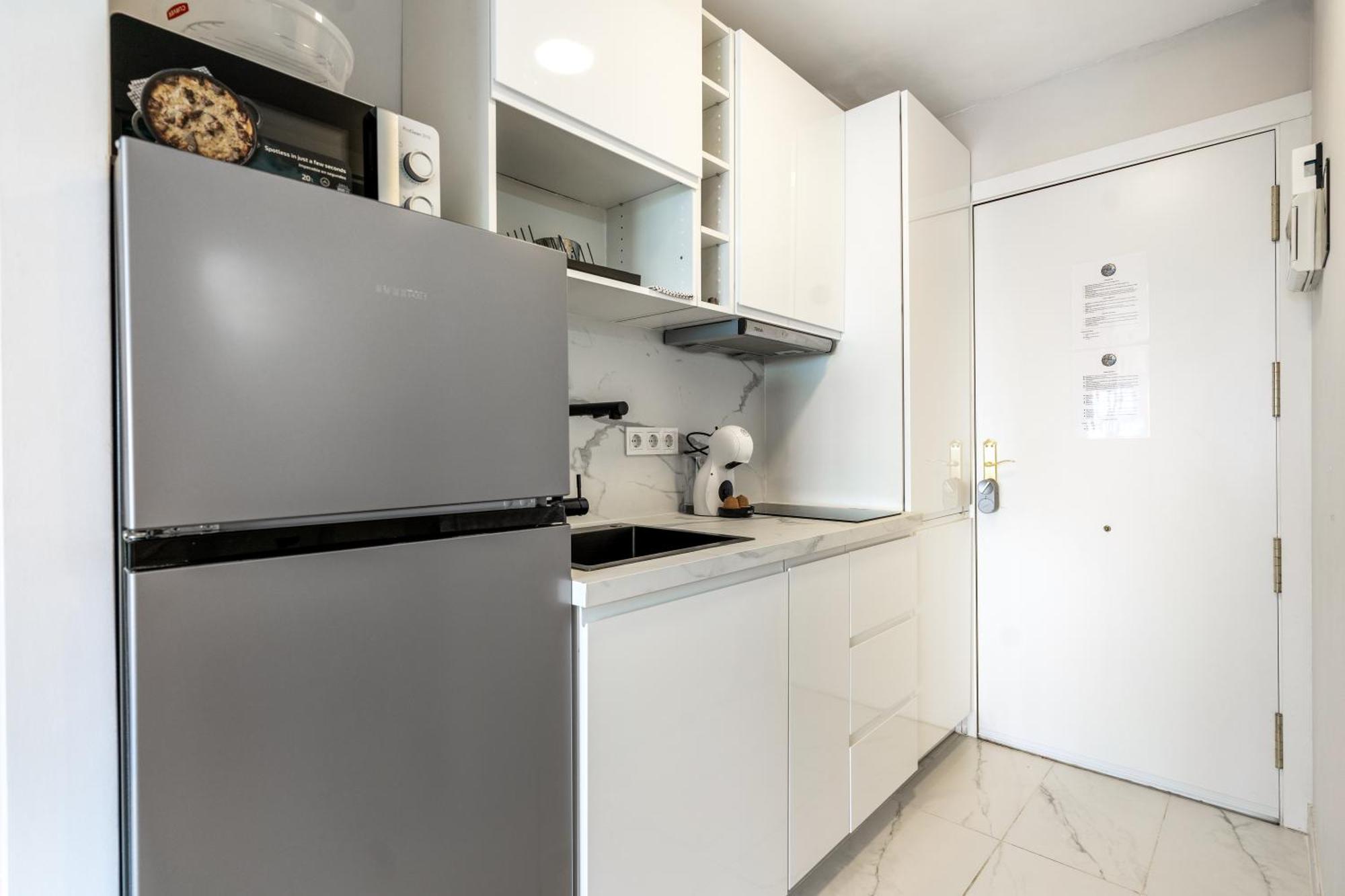 Modern Studio Apartment With Sea Views 5 Min From The Beach Sitio de Calahonda المظهر الخارجي الصورة
