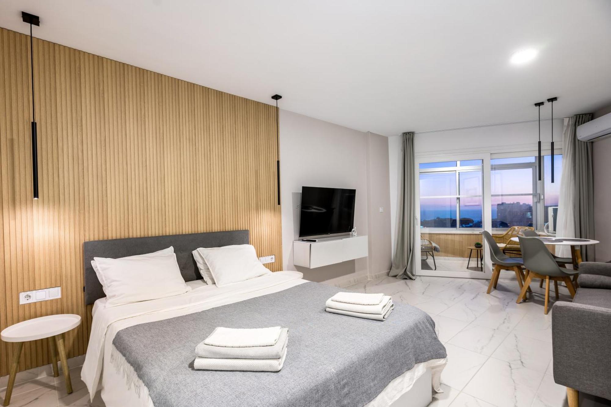 Modern Studio Apartment With Sea Views 5 Min From The Beach Sitio de Calahonda المظهر الخارجي الصورة