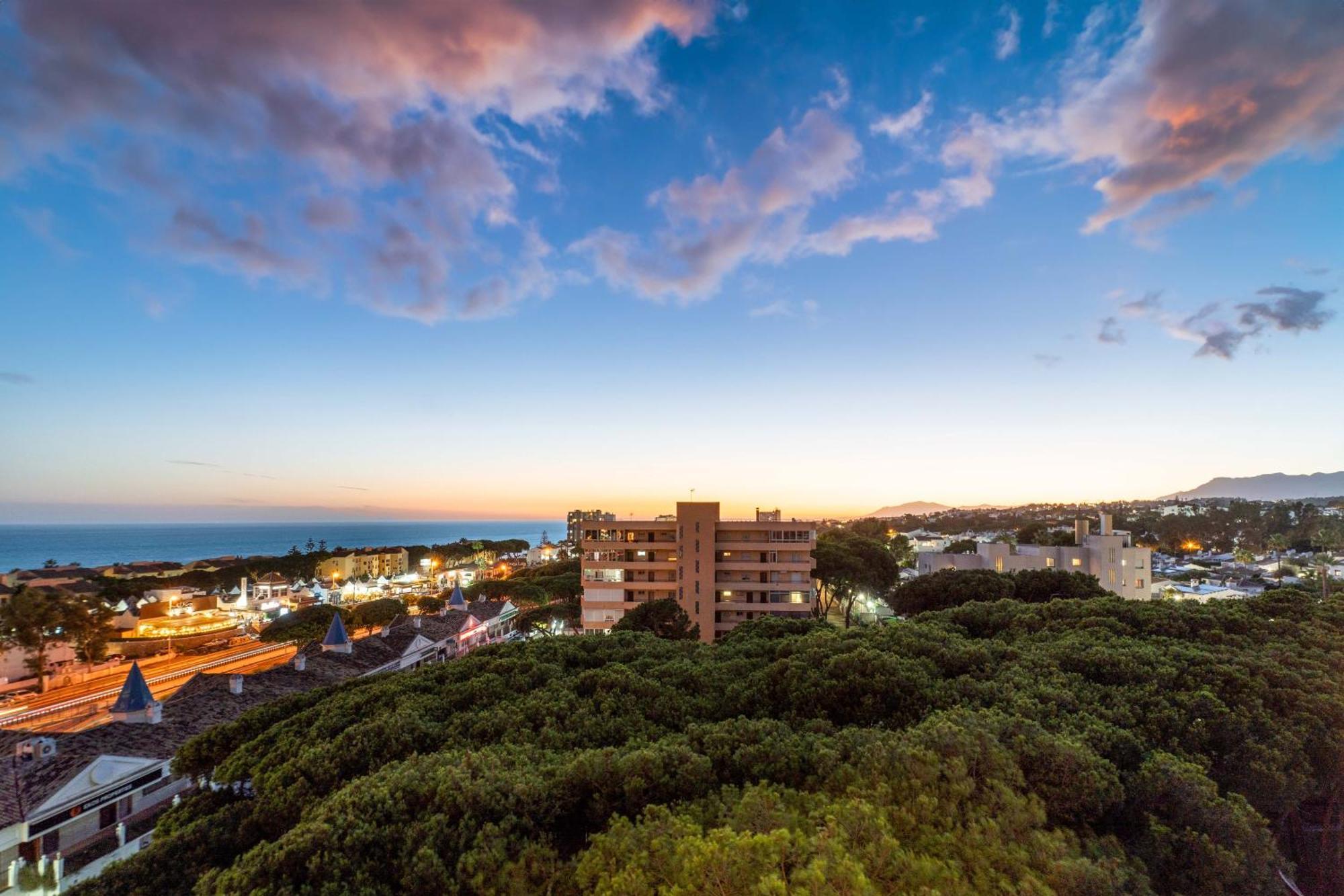 Modern Studio Apartment With Sea Views 5 Min From The Beach Sitio de Calahonda المظهر الخارجي الصورة